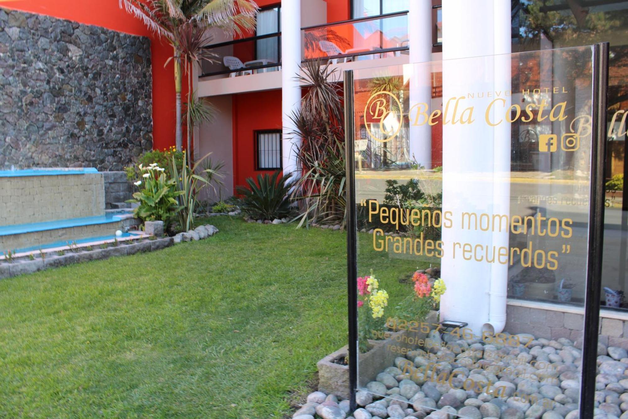 Hotel Bella Costa La Lucila del Mar Exterior photo